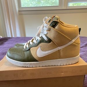 Nike Dunk High “Iguana”